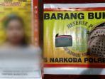 perempuan-berinisial-ea-dan-barang-bukti-sabu-kini-diamankan-satresnarkoba-polres-kapuas.jpg