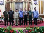 peserta-rapat-fkkd-kota-banjarmasin-membahas-antisipasi-malam-tahun_20161219_191035.jpg