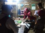 petugas-gabungan-dari-satpol-pp-dan-polres-balangan.jpg