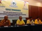 plt-ketua-partai-golkar-kalteng-kubu-agung-lakson_20150711_214135.jpg