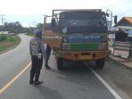 polres-tabalong-pemeriksaan-pengendara-yang-memasuki-wilayah-tabalong.jpg