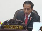 presiden-joko-widodo-saat-memimpin-rapat_20180419_093158.jpg