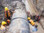 proses-perbaikan-pipa-pdam-bandarmasih.jpg