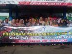 puluhan-masyarakat-di-muara-uya-dan-sekitarnya-ikuti-kegiatan-pasar-mikro-bank-kalsel.jpg