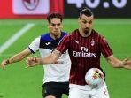 rafael-toloi-zlatan-ibrahimovic-atalanta-vs-ac-milan-liga-italia.jpg