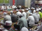 rapat-perdana-persiapan-pelaksanaan-haul-ke-15-abah-guru-sekumpul-jumat-2012-malam.jpg