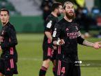reaksi-bek-spanyol-real-madrid-sergio-ramos-selama-pertandingan-sepak-bola-liga-spanyol.jpg