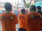 relawan-pasar-tangguh-banua-di-pasar-keramaian-kotabaru.jpg
