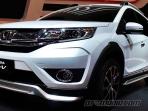 ribuan-honda-br-v-sudah-dipesan-konsumen_20150909_172617.jpg