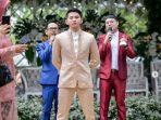 richard-ricardo-jas-merah-saat-menjadi-mc-di-acara-pernikahan-rizki-da.jpg