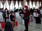 risma-saat-memberi-motivasi-kepada-anak-korban-covid.jpg
