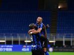 romelu-lukaku-dan-alexis-sanchez-dalam-laga-inter-vs-fiorentina.jpg