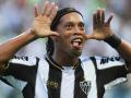 ronaldinho-ke-psg.jpg