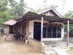 rumah-bocah-obesitas-di-desa-suato-lama-kecamatan-salambabaris_20181012_151225.jpg