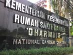 rumah-sakit-dharmais-di-jakarta_20170514_143541.jpg