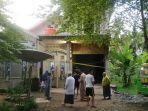 rumah-st-tersangka-pembunuh-anak-kandung-di-hst.jpg