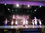 salah-satu-peserta-festival-karya-tari-daerah.jpg