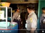 satpol-pp-razia-warung-makan_20180522_202122.jpg