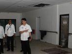 sekda-tanahlaut-saat-sidak-menemukan-lantai-dan-plafon-rsud-kintap-yang-rusak.jpg