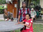 selamet-warga-jalan-padat-karya-blok-batu-virus-rt-53.jpg