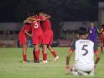 selebrasi-para-pemain-timnas-u-16-indonesia-usai-mencetak-gol-ke-gawang-brunei_9.jpg
