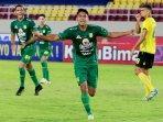 selebrasi-pemain-persebaya-surabaya-marselino-ferdinan.jpg
