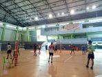 seleksi-pebolavoli-kalsel-menuju-kejurnas-bola-voli-di-ngawi.jpg