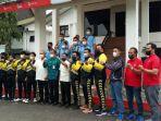 semangat-atlet-pon-dan-pelatnas-tala-semangat-berpose-bersama-bupati-tala.jpg