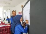 seorang-petugas-panitia_20180630_163302.jpg
