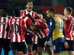 southampton-vs-arsenal_20151227_070940.jpg