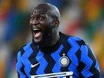 striker-inter-milan-romelu-lukaku-dan-rekannya-roberto-gagliardi-kembali-dan-liga-champion.jpg