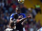striker-sampdoria-duvan-zapata-atas-liga-italia-melawan-ac-milan_20171030_061259.jpg