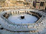suasana-kosong-dari-para-jemaah-di-area-sekitar-kabah-di-masjidil-haram-mekkah-arab-saudi.jpg