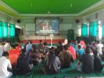 suasana-nonton-bareng_20171128_170335.jpg