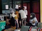 suasana-pelayanan-pembayaran-pbb-di-kantor-bapenda-kabupaten-tanahlaut-1.jpg