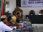 suasana-sosialisasi-pilkada-gubernur-di-marabahan_20151021_124721.jpg
