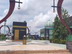 taman-dibagian-halaman-masjid-wahyu-al-hadi-dibangun-ka-bah-untuk-pelatihan-manasik-haji.jpg