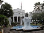 tampak-muka-museum-nasional-di-kawasan-medan-merdeka-jakarta-pusat.jpg