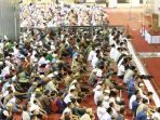 tarawih-di-istiqlal_20180518_041359.jpg