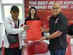 telkomsel-menggelar-apresiasi-di-hari-pelanggan-nasional-berupa-bagi-bagi-hadiah.jpg