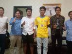 tiga-pemain-barito-putera-u-16-bagas-bagus-tengah-dan-juga-yuda-febrian-2-dari-kanan.jpg