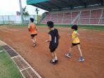 tim-atletik-banjarmasin-latihan-di-stadion-17-mei.jpg