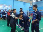 tim-bulutangkis-prapon-xx-papua-dilepas.jpg