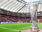 trofi-liga-europa_20150828_212531.jpg