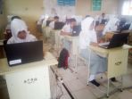 unbk-jam-pertama-dimulai_20170404_172549.jpg