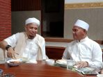 ustadz-arifin-ilham-dan-bupati-hsu-abdul-wahid_20180702_185438.jpg