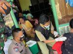 vaksinasi-door-to-door-yang-digelar-jajaran-polsek-alalak-berangas.jpg
