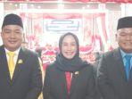 vddSuwanti-Ketua-DPRD-Kotabaru-tengah-berikan.jpg
