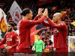 virgil-van-dijk-dan-fabinho-merayakan-kemenangan-2-1-liverpool-atas-bournemouth1.jpg