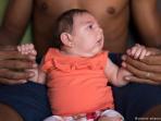 virus-zika-yang-membuat-kepala-bayi-kecil_20160128_114228.jpg